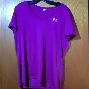 Women’s under armour top - very good condition